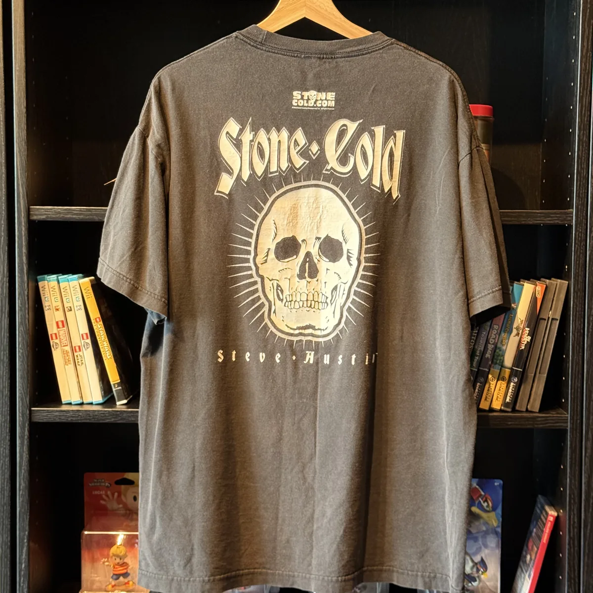 2003 Stone Cold Steve Austin Smoking Skull Tee — Good — NOSTOS Duluth GA