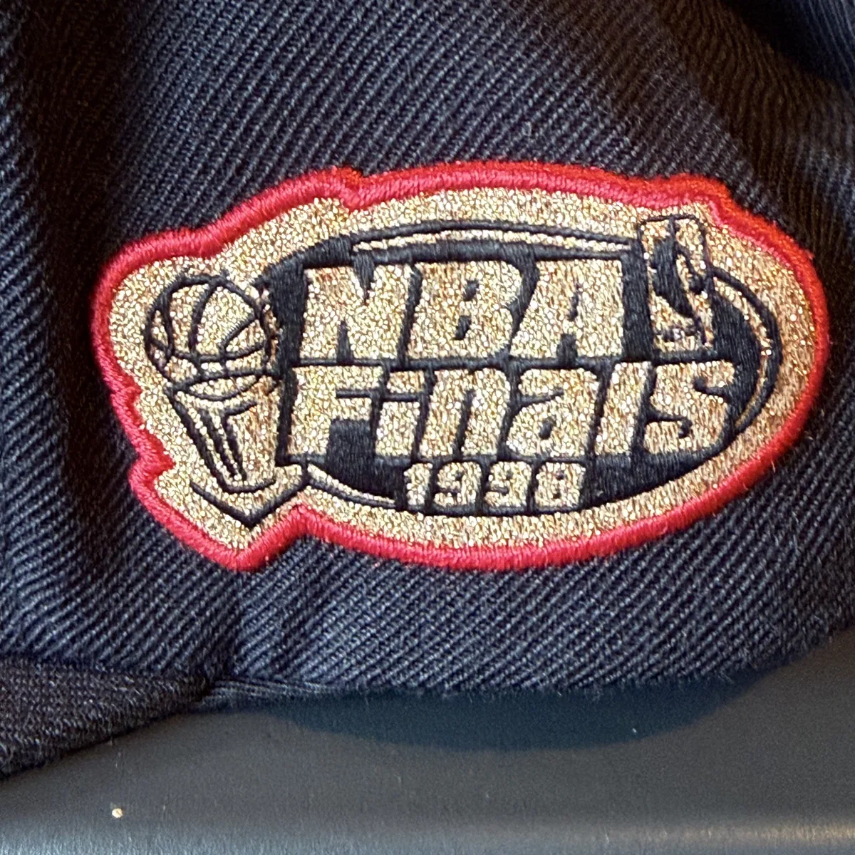 Chicago Bulls NBA Finals 1996 Snapback - Very Good - NOSTOS Duluth GA - view 2