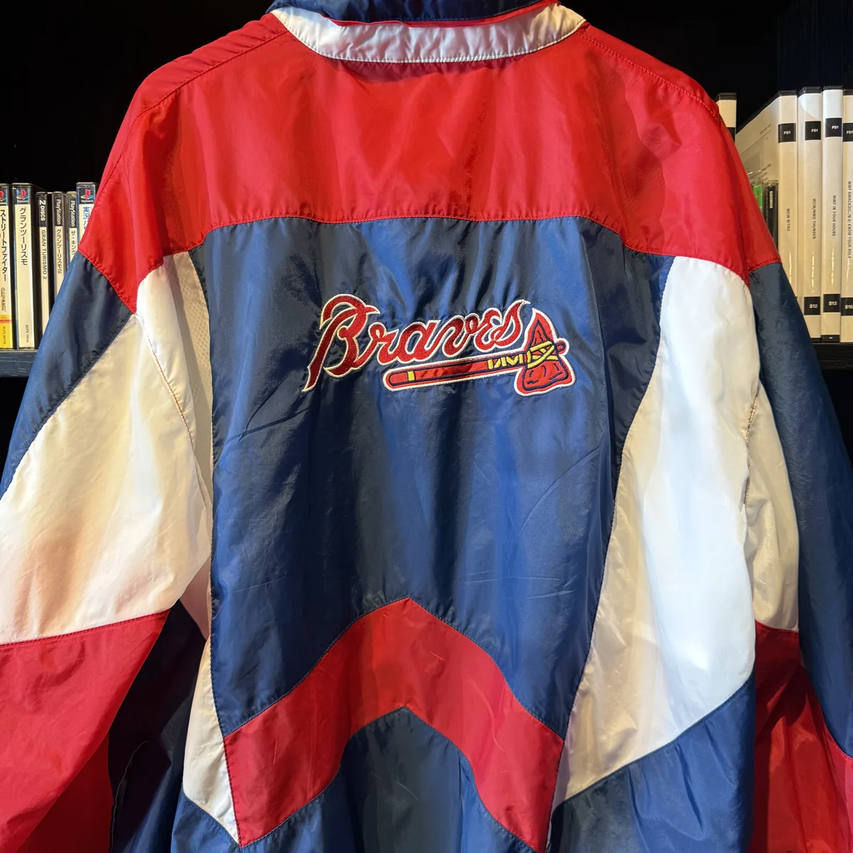 Starter Atlanta Braves Windbreaker - Very Good - NOSTOS Duluth GA - view 2