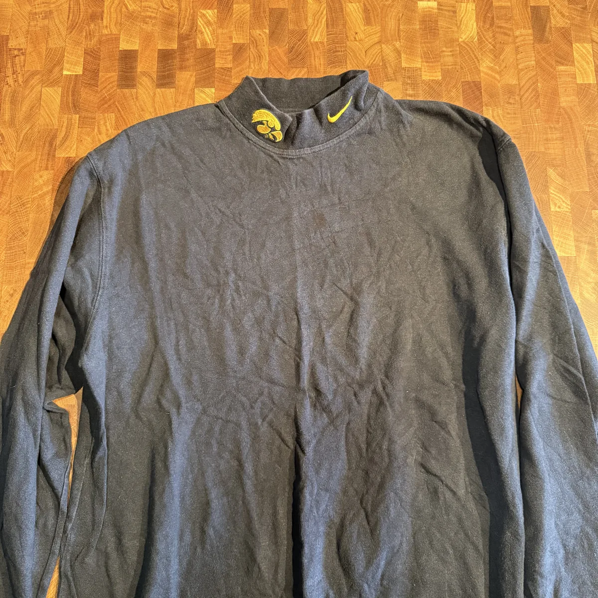Iowa Hawkeyes Nike Mock Neck Long Sleeve - Good - NOSTOS Duluth GA