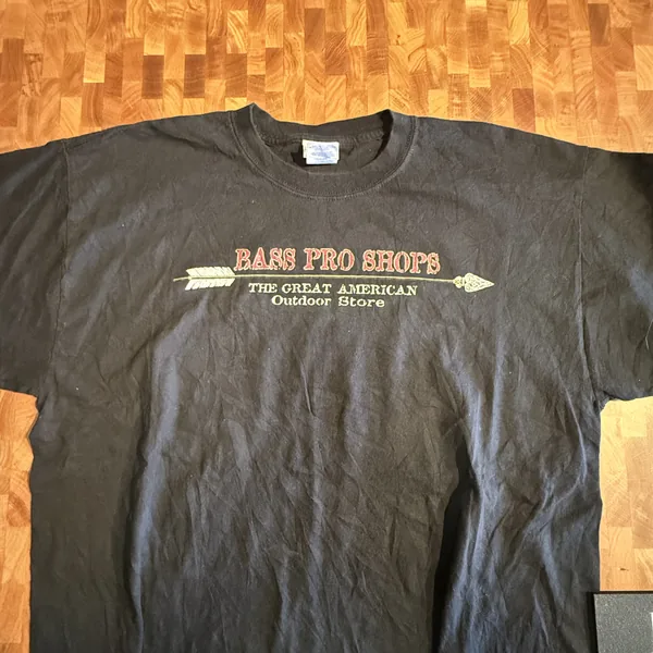 Bass Pro Shops Outdoor Store Tee - Good - NOSTOS Duluth GA