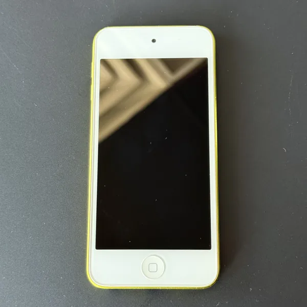 Apple iPod touch (5th Generation) 32GB - Yellow - Very Good - NOSTOS Duluth GA