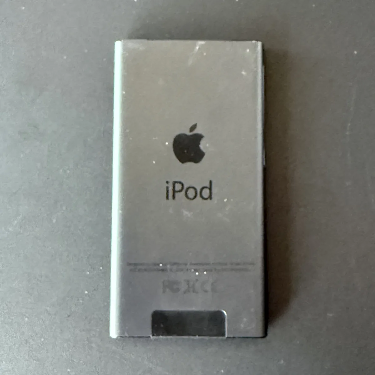 Apple iPod nano (7th Generation) - Space Gray - Very Good - NOSTOS Duluth GA - view 2
