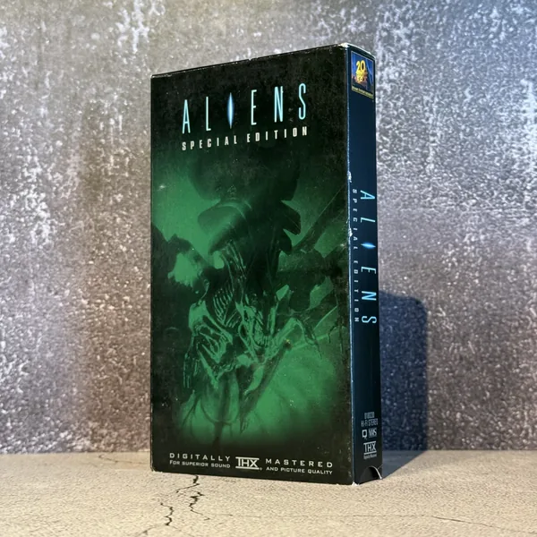 Aliens: Special Edition (VHS) - Good - NOSTOS Duluth GA