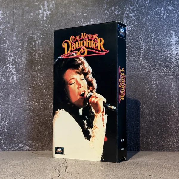 Coal Miner's Daughter (VHS) - Good - NOSTOS Duluth GA