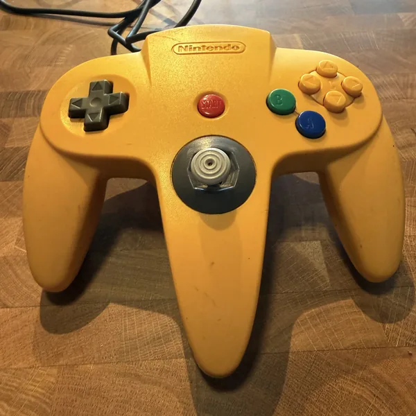 Nintendo 64 Controller (Yellow) - Nintendo 64 (N64) - Loose - NOSTOS Duluth GA