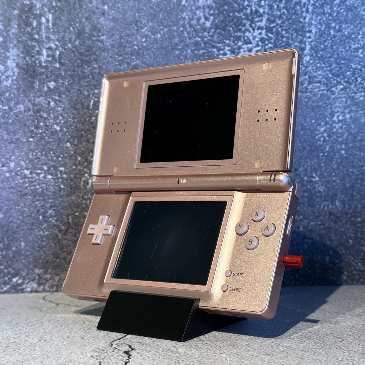 Nintendo DS Lite (Metallic Rose) - Nintendo DS - Very Good - NOSTOS Duluth GA