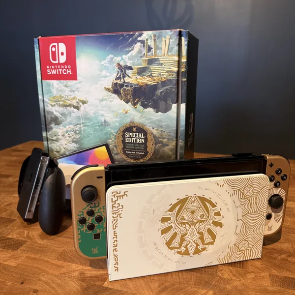Switch OLED: Tears of the Kingdom Edition - Nintendo Switch - CIB (Complete In Box) - NOSTOS Duluth GA